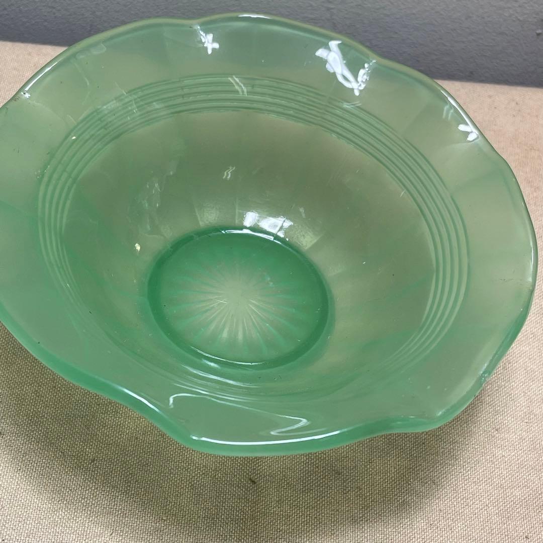 MR-182A昭和初期頃 ウランガラス デザート皿ガラスデザートボウル2個セット