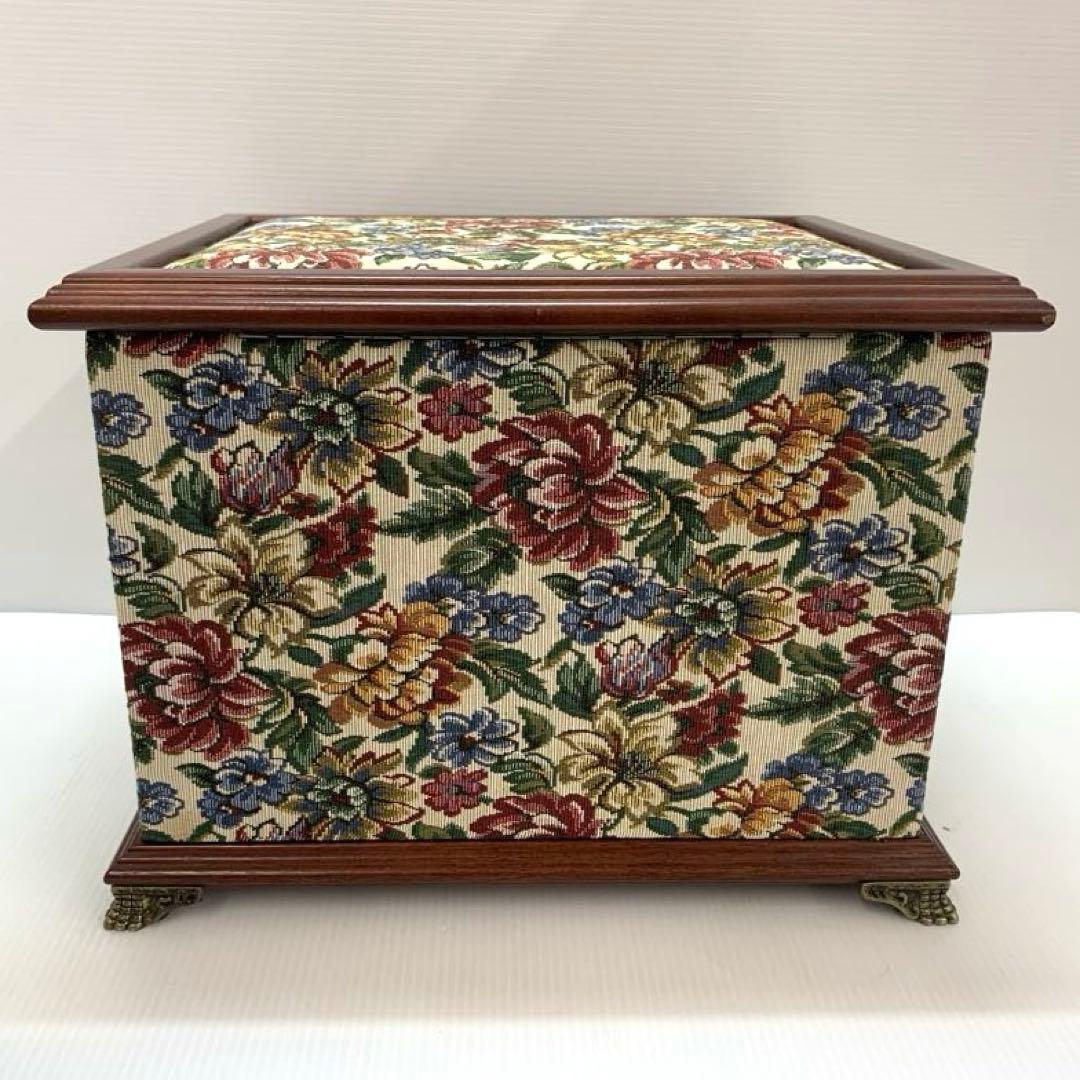 アンティーク調 ゴブラン織 ジュエリーボックス メイクボックス 鏡 木製