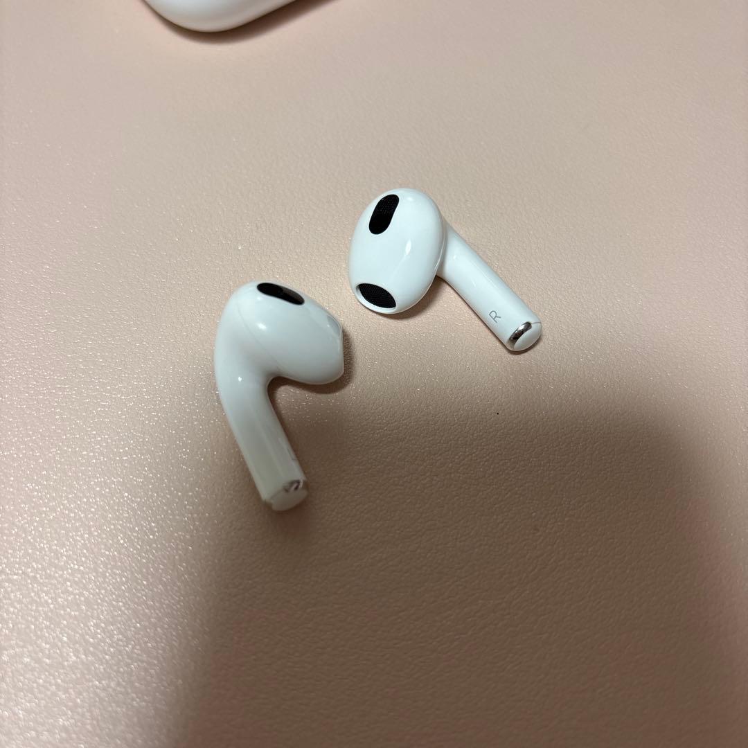 【Apple】AirPods 第3世代 ライトニング 箱付き【純正】
