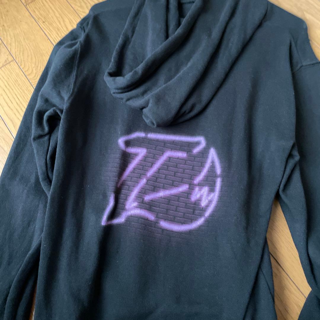 ワイテルズ　スマイル　パーカー　Mサイズ