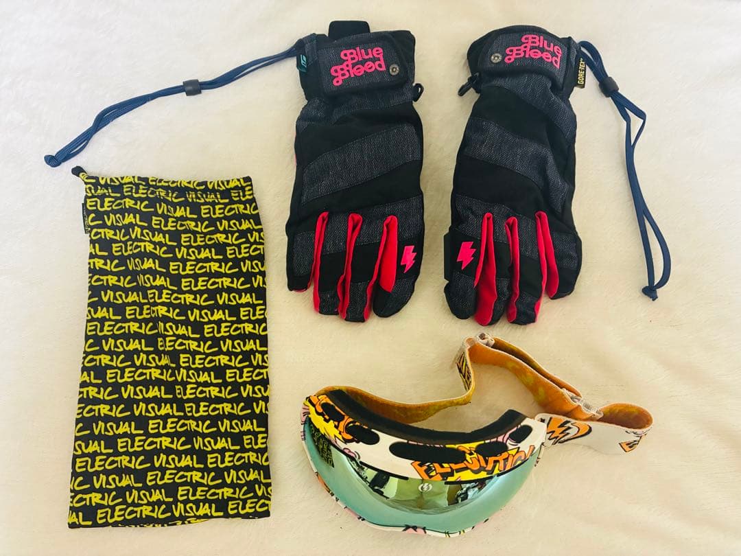 女性用スノーボードウェアとDeath Labelボード　セット