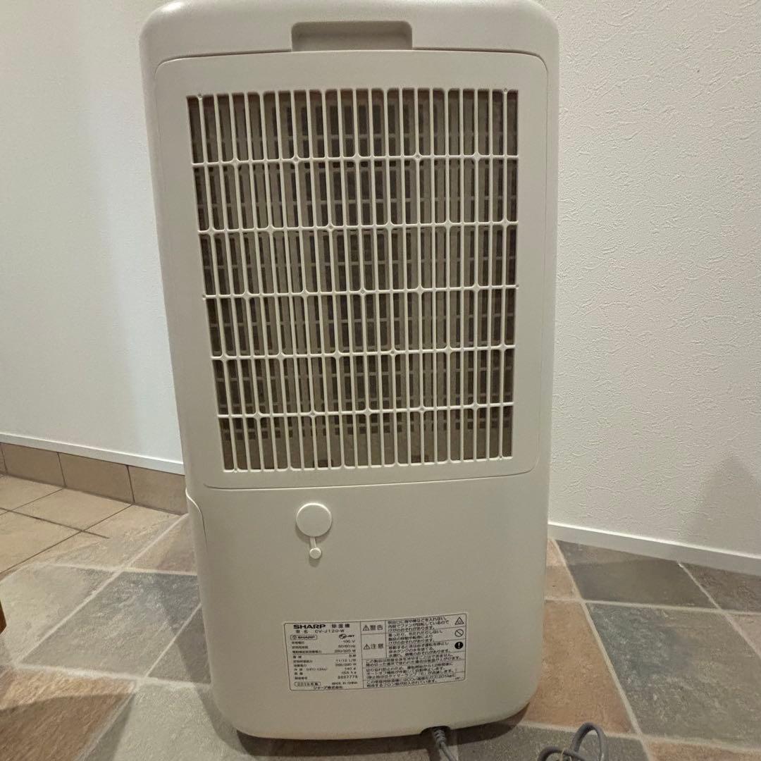 SHARP 衣類乾燥/除湿 CV-J120