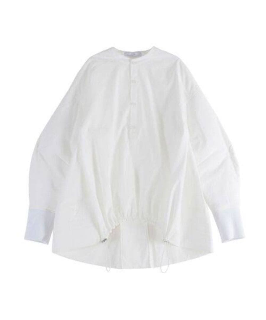 【美品】un3d. PADDING HEM DESIGN SH ホワイト