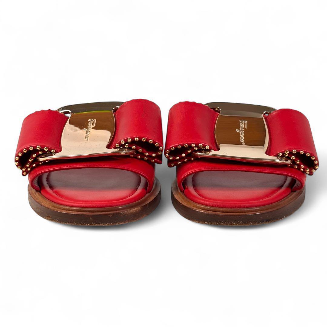 サルヴァトーレフェラガモ 7D 24.5 レザー ヴァラ ビッグリボン レッド