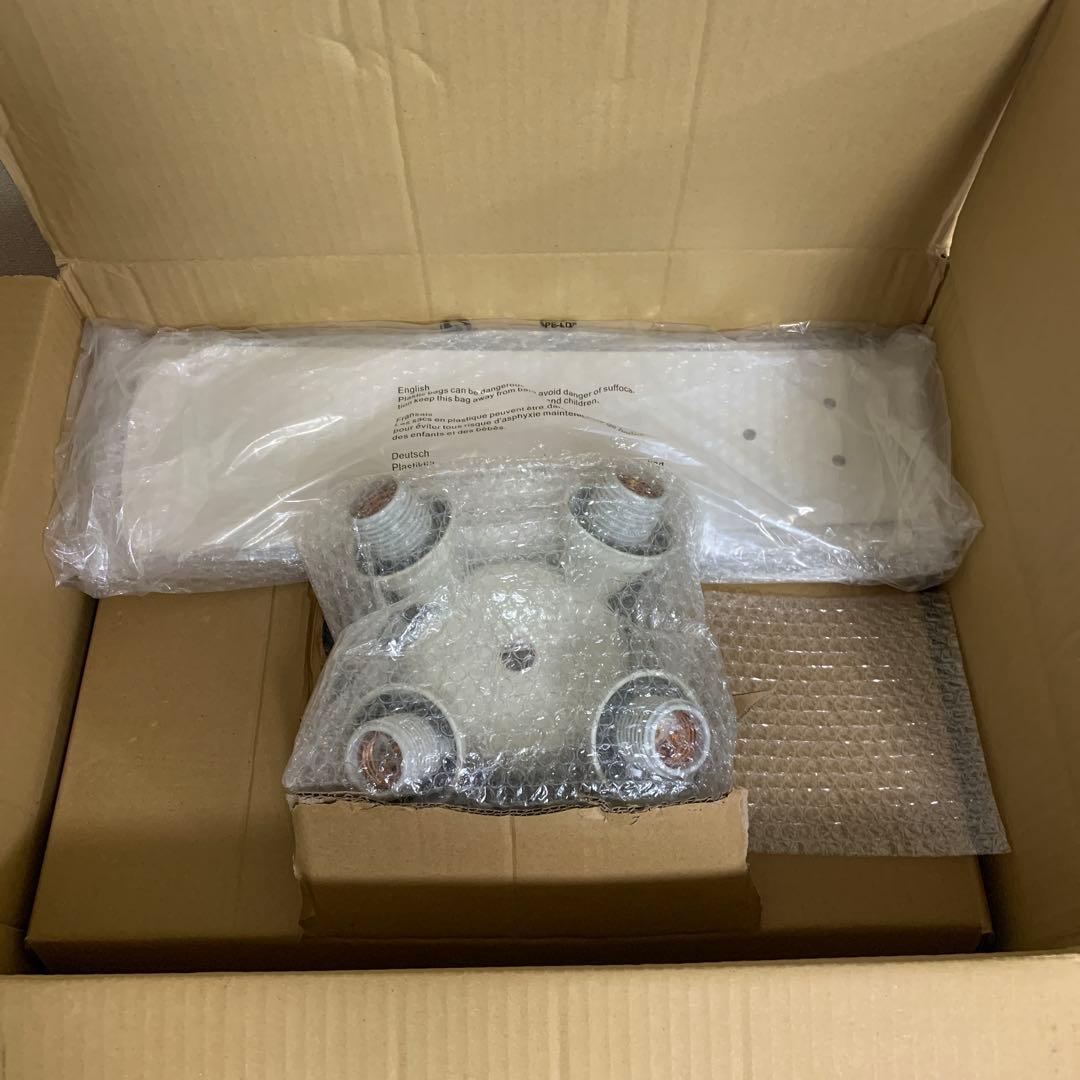 Lasvolta ラスボルタ　4灯