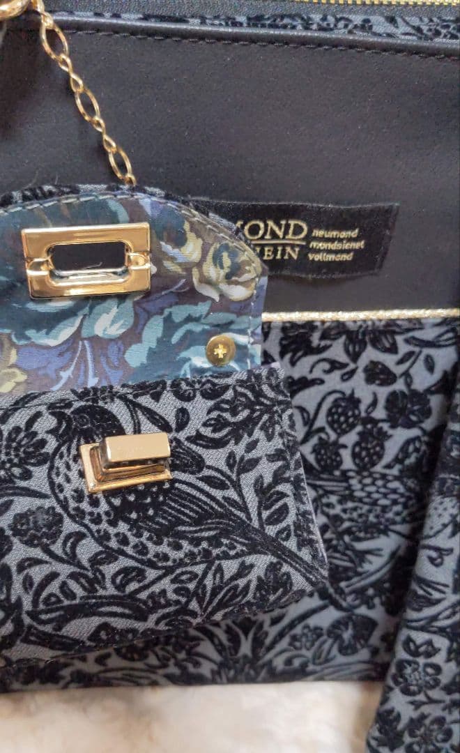 リバティ　ストロベリーメドウ　フロッキー加工　グレー　トートバッグセット