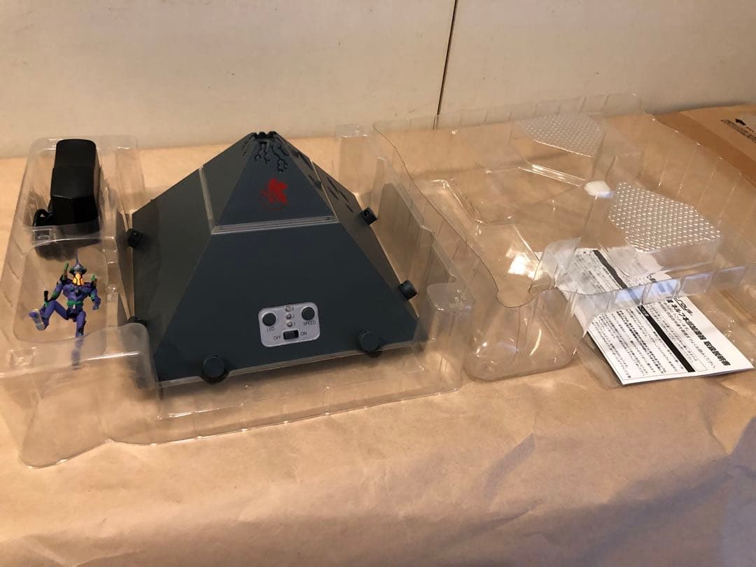 未使用　エヴァンゲリオン ネルフ本部加湿器