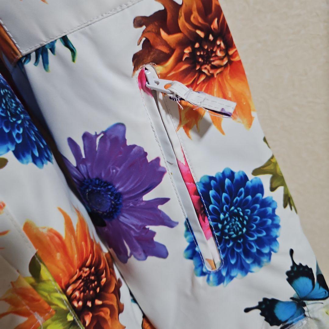 ロキシー　スノボ　ウェア　蜷川実花　ROXY ジャケット　花柄　白　スノーウェア