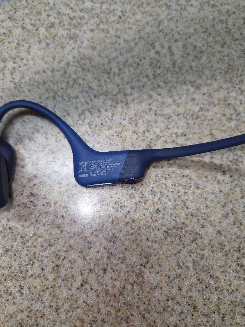 SHOKZ OPENRUN　骨伝導　ブルー