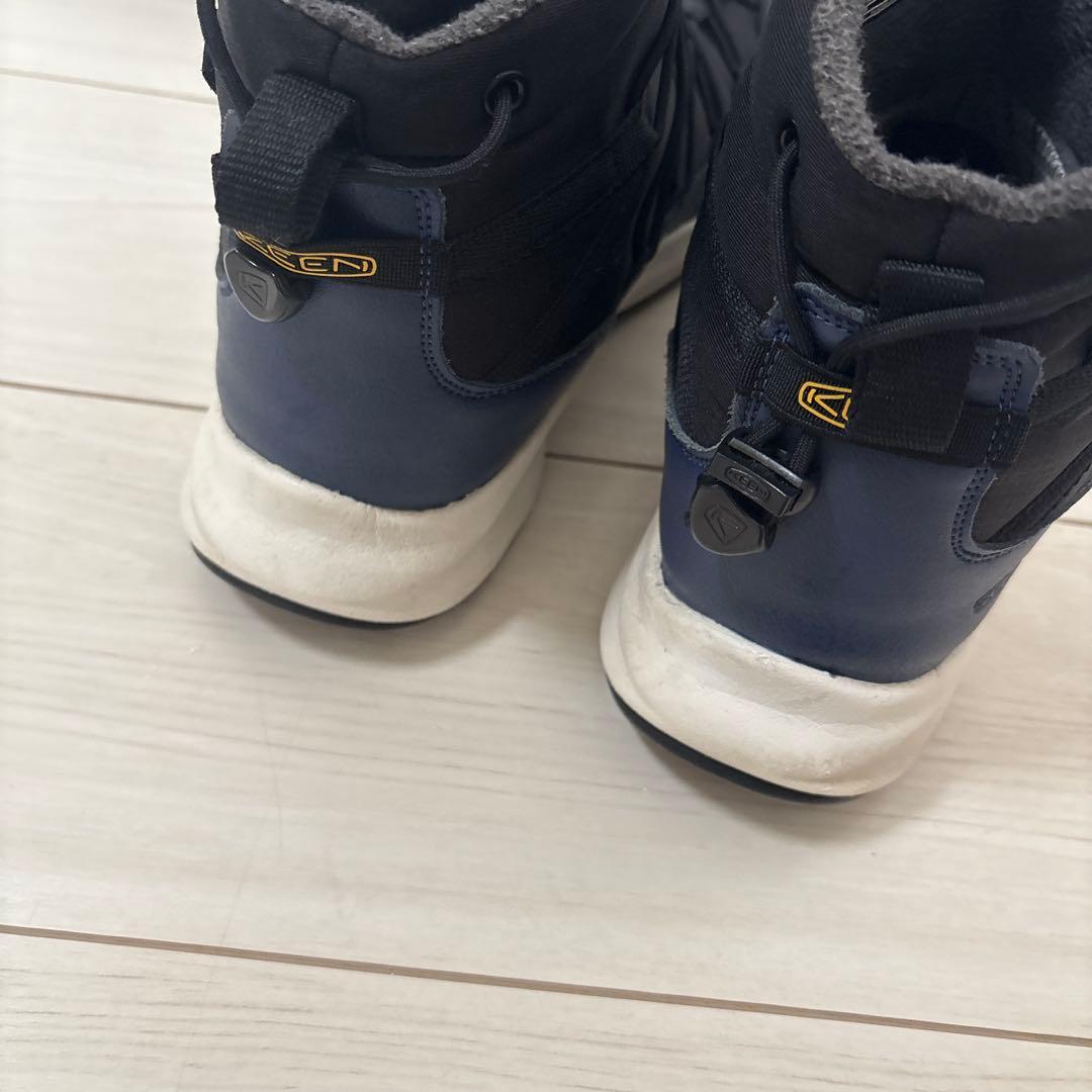 KEEN スノーブーツ ブラック/ネイビー