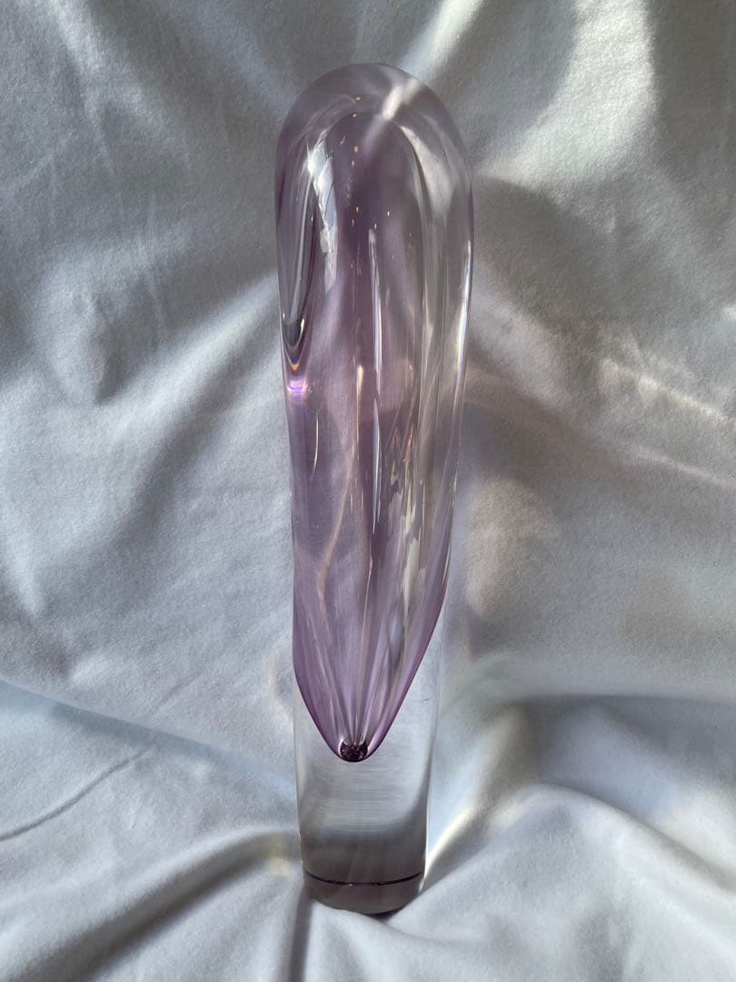 ノルウェー　ハデランド　ヴィンテージ・アートガラス　紫色ガラス花瓶