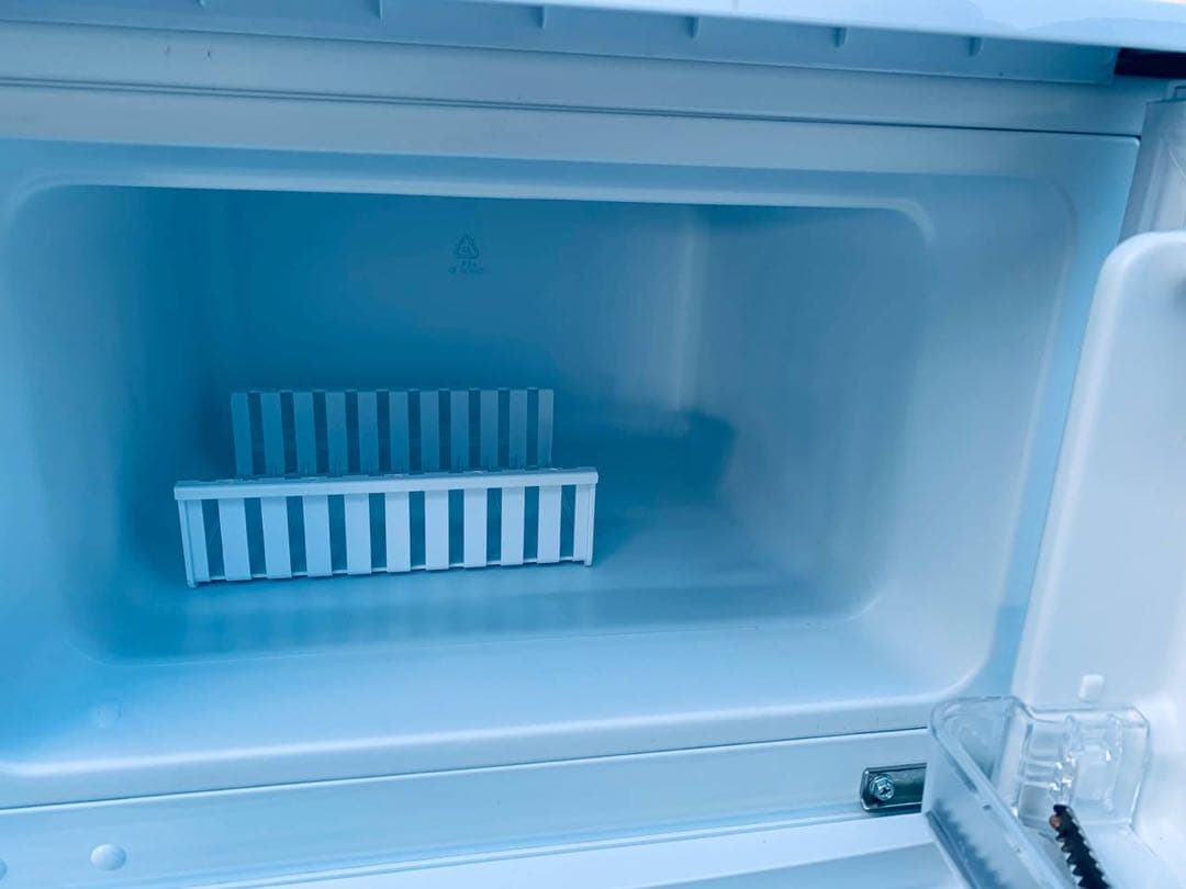 ♻️送料設置無料　アイリスオーヤマ ノンフロン冷凍冷蔵庫　IRSD-9B-W