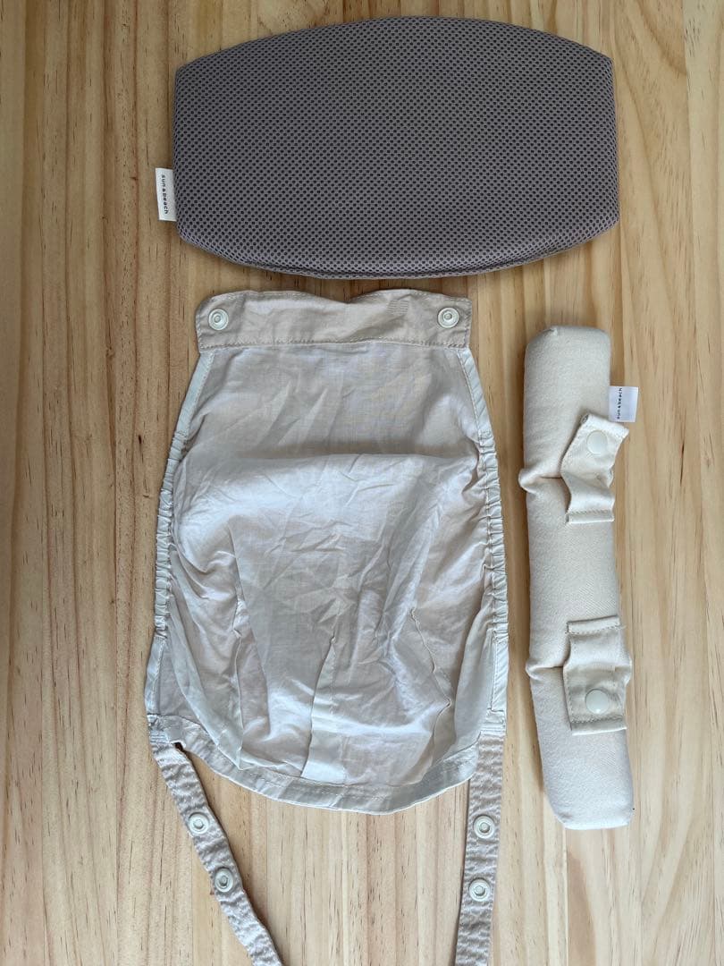 sun&beach 抱っこ紐　OM-1 メッシュ　ベージュ　腰パッドあり