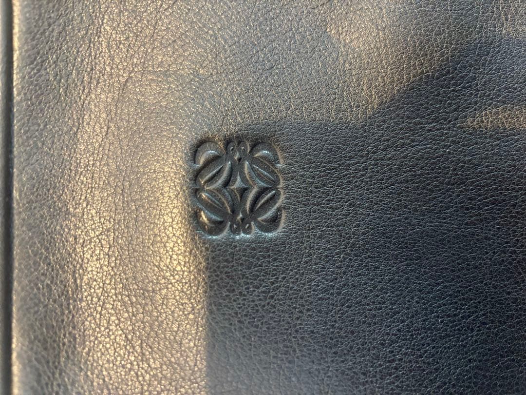 LOEWE ロエベ レザーショルダーバッグ 正規品 GILT購入