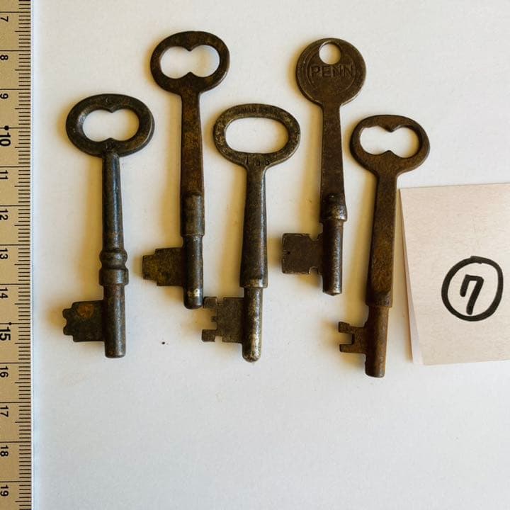 ⑦  アメリカ　アンティーク鍵5点セット　在庫セール