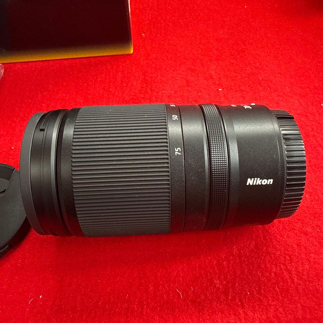 NIKKOR Z 28-75mm f/2.8 ズームレンズ