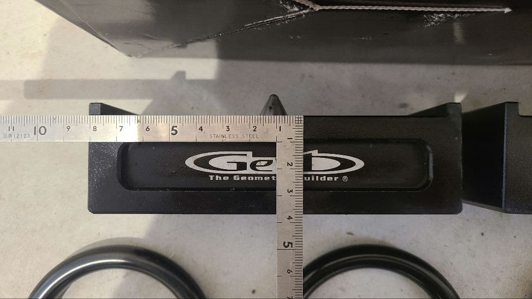 NV350キャラバン　玄武1.5インチローダウンブロック