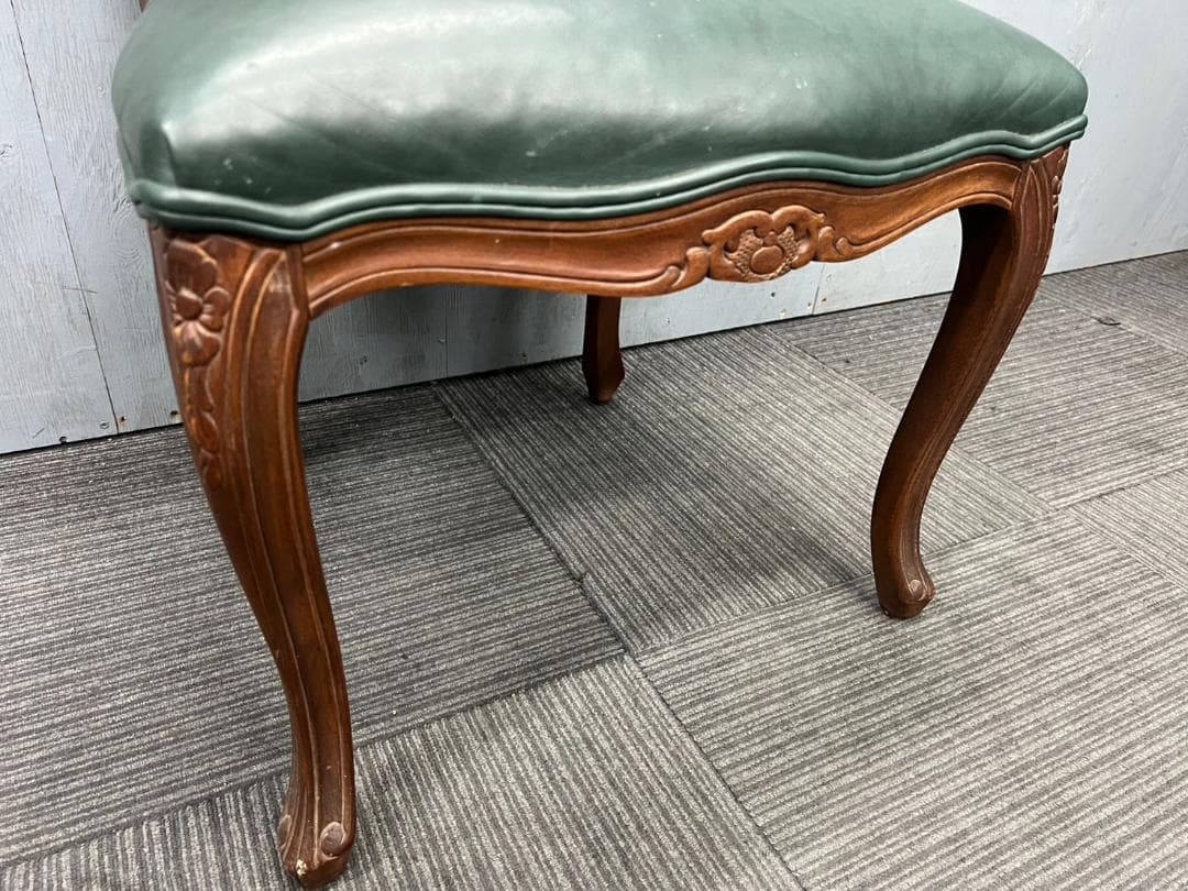 1057◆格安配送地域あり◆ イーセンアーレン ◆ダイニングチェアー◆ロビー