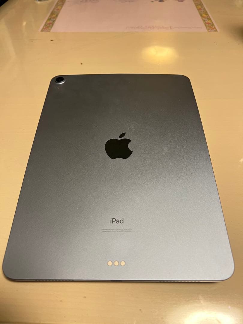 藤*本様 iPad Air (第4世代)10.9インチ スカイブルー 中古ジャン