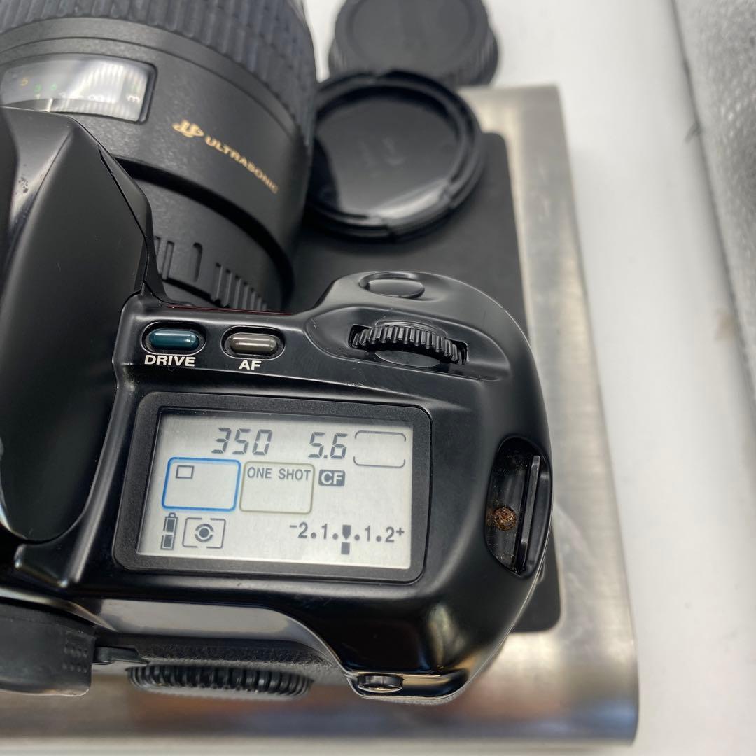 Canonカメラ　レンズ　ストロボ　セルフ