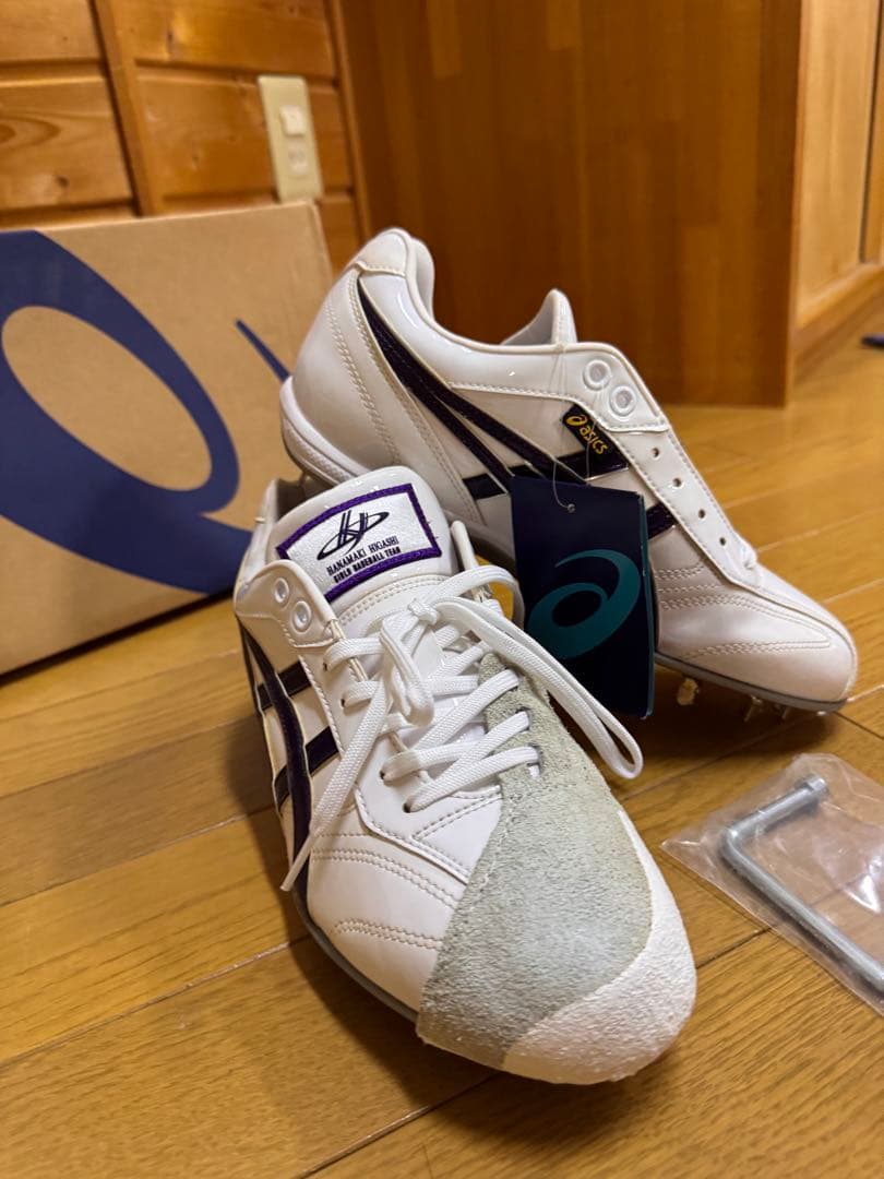 花巻東野球スパイク（25.0cm）新品