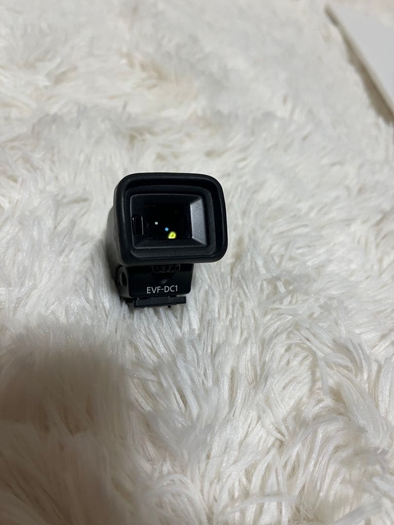 【極美品】Canon EOS M3 ブラック ダブルレンズキット バッテリー２個