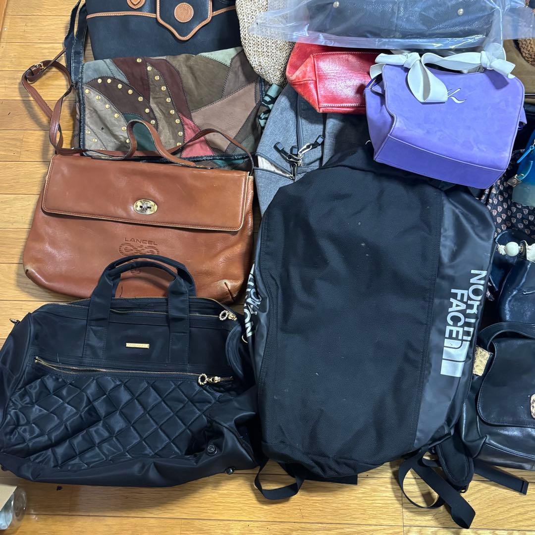 バッグ　まとめ　大量　130点以上　良品　ルイヴィトン　PRADA バレンシアガ