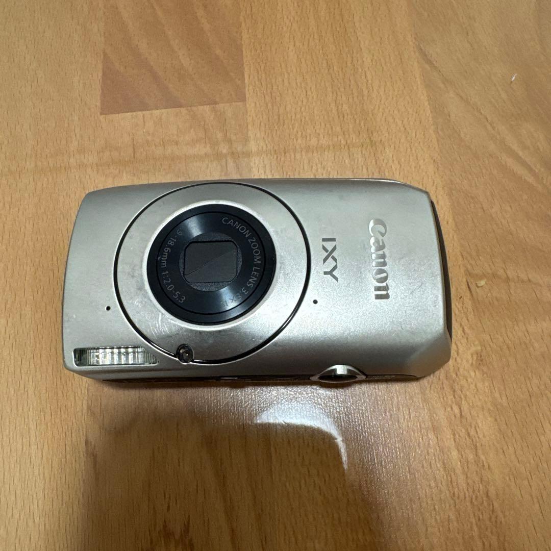 【コンパクトデジタルカメラ】Canon IXY 30S