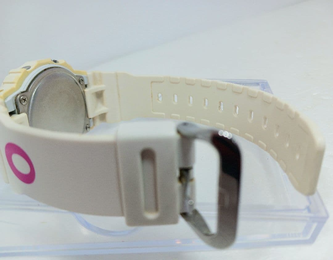 魔法少女まどか☆マギカ G-SHOCK キュゥべえ モデル