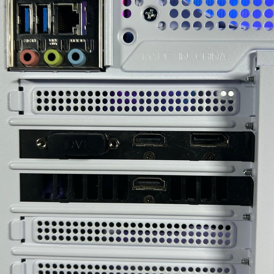 高性能 白 ゲーミングPC i5 8400 RTX2060 Windows11