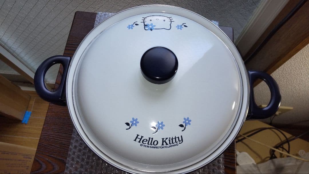 ハローキティ 蒸し兼用ホーロー鍋 24cm
