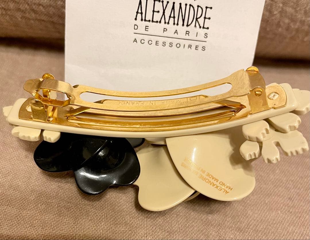 ALEXANDRE DE PARIS 花モチーフ ヘア　バレッタ　黒