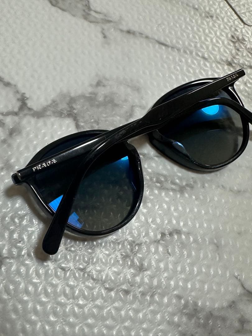 PRADA 新品未使用プラダサングラス