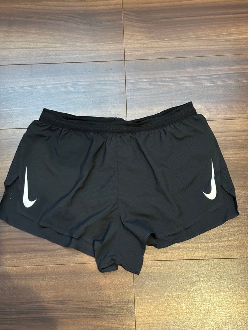 Nike エアロスイフトLサイズ黒　上下