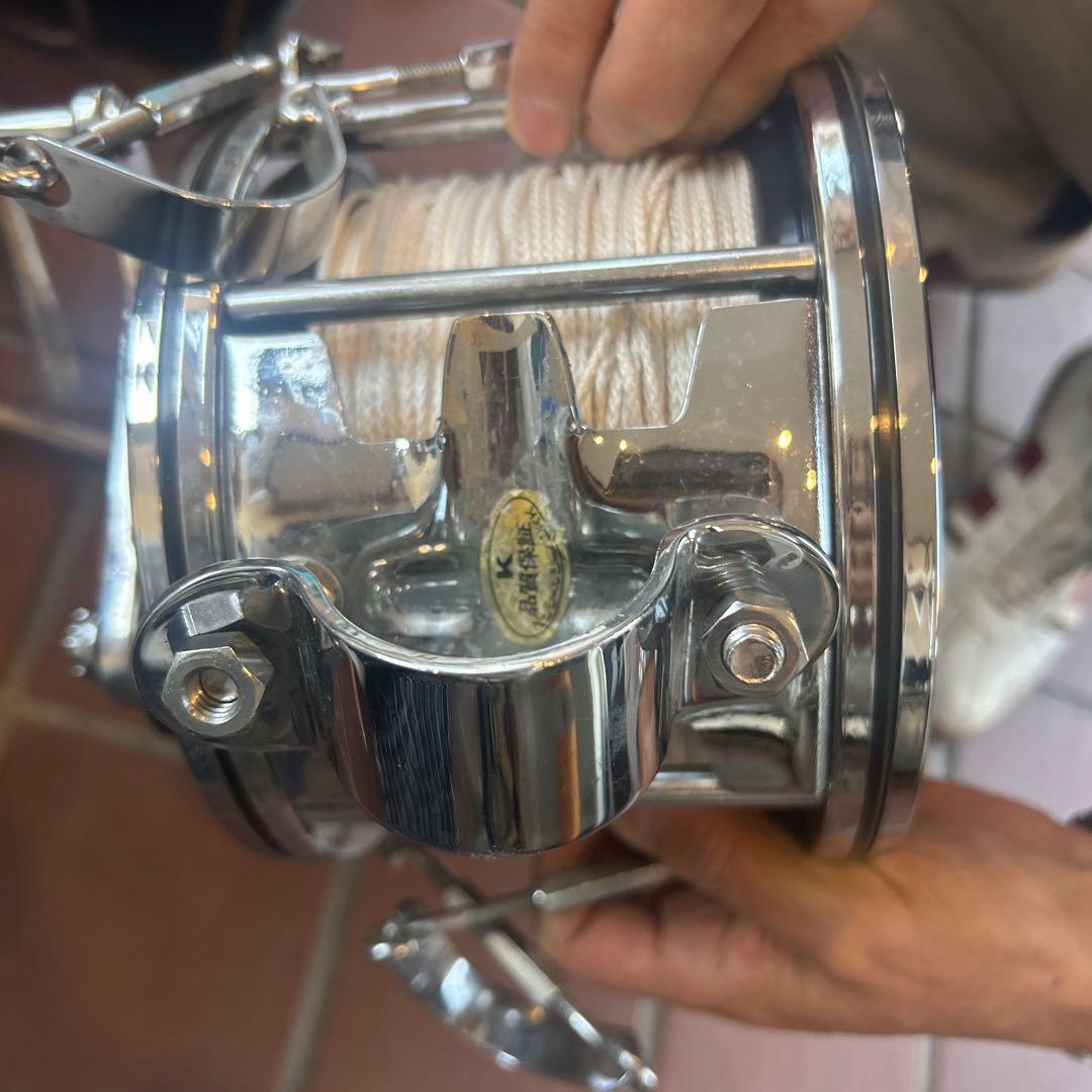 ペンセネター117L14 超大物用　磯ハンター100号300メートル付き