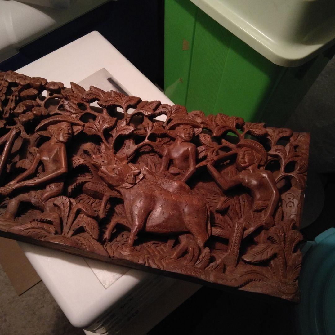 装飾品、詳細不明