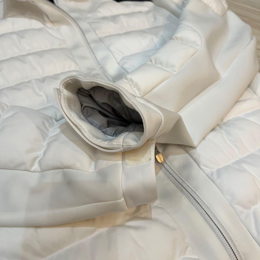 美品　半額以下　ハイブリッド　プレイダウン　サイズM スーパーストレッチ