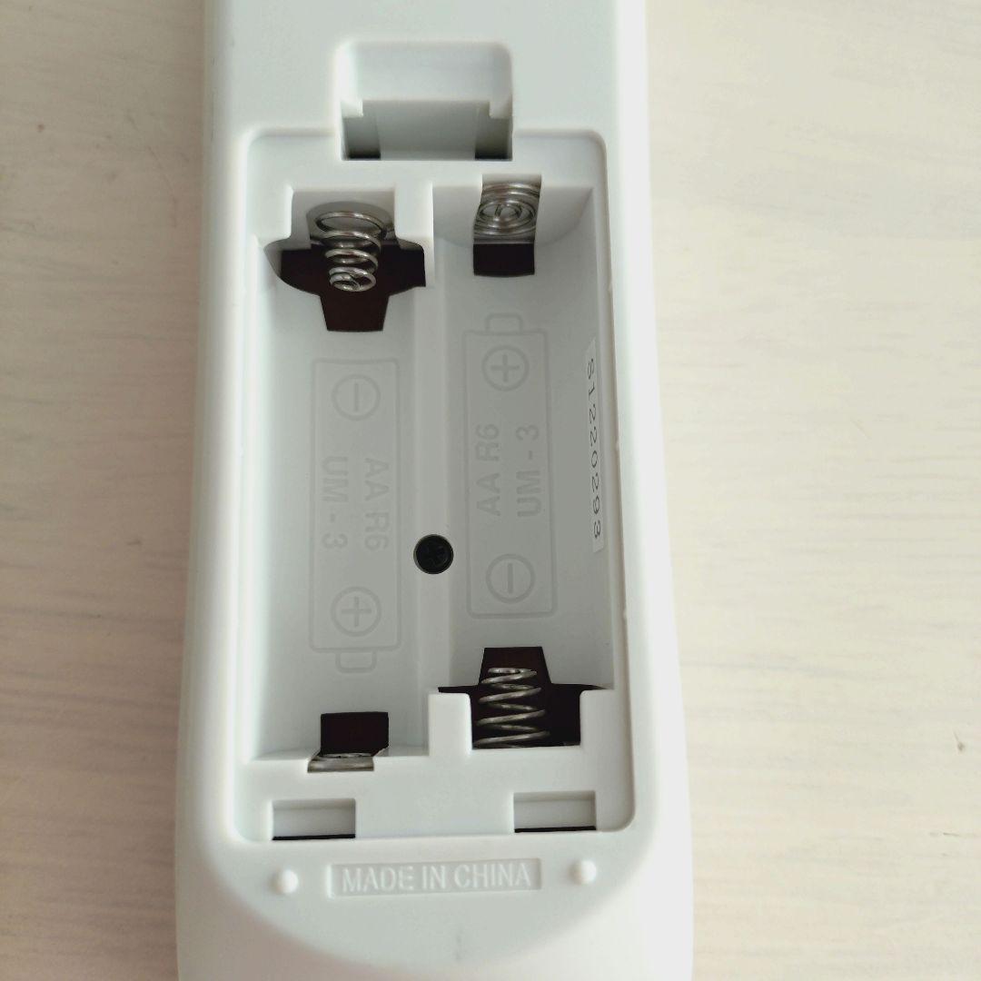 EPSON　プロジェクター　EB-1960 リモコン付き