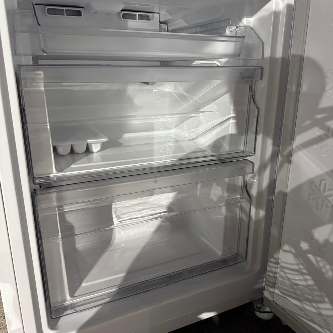 ☆ハイアール　冷凍冷蔵庫☆JR-F15KS　2024年製　Haier　ホワイト