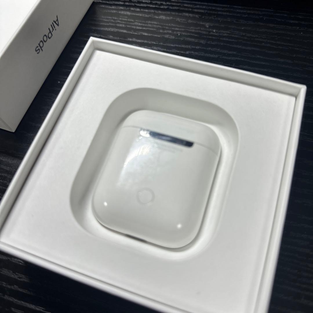 Apple AirPods エアーポッズ 第2世代 with Wireless…