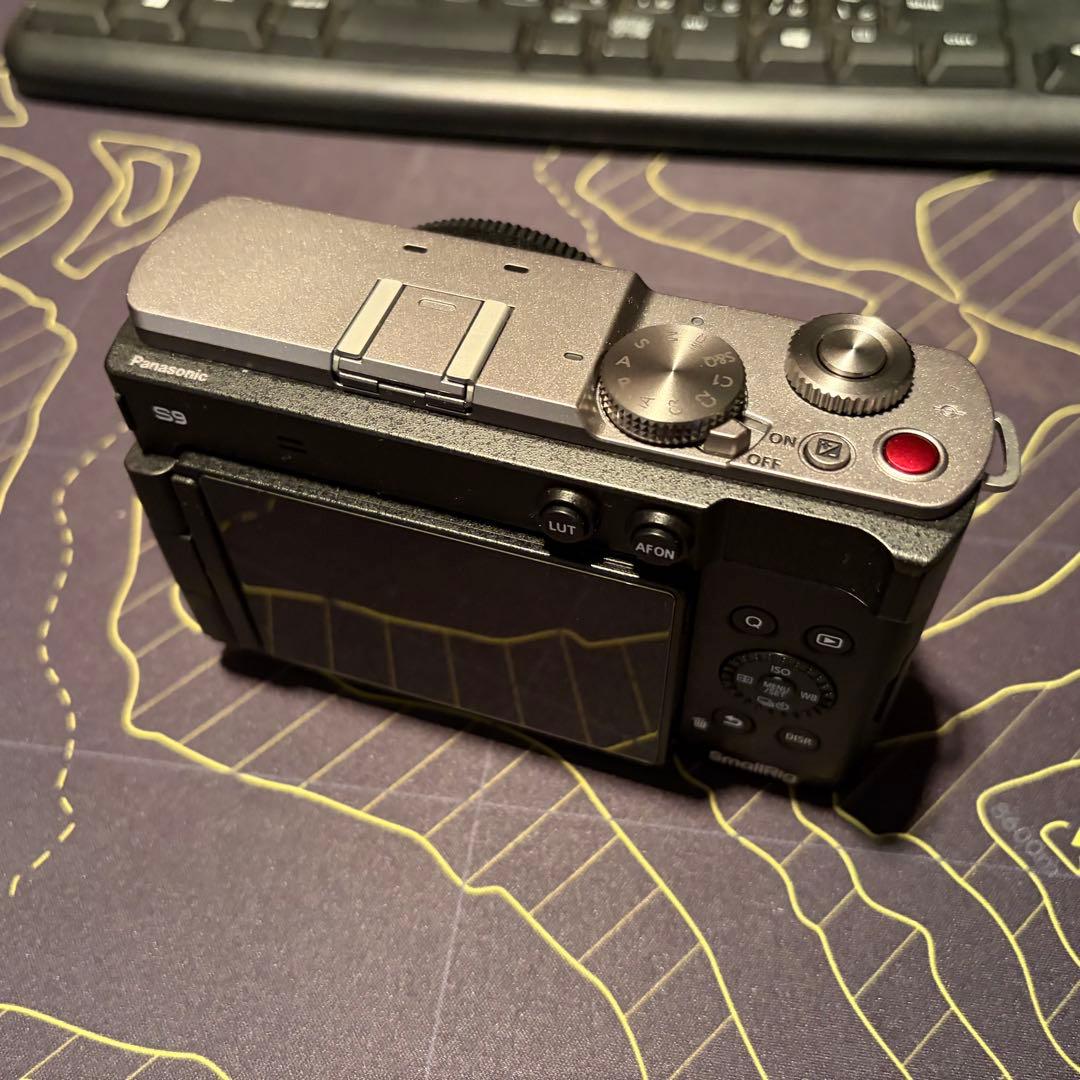 美品おまけ Panasonic Lumix S9 ダークシルバー