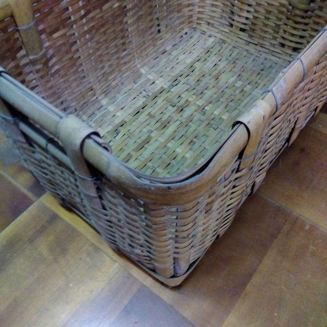 昭和レトロ 竹（外皮使用）編み籠
