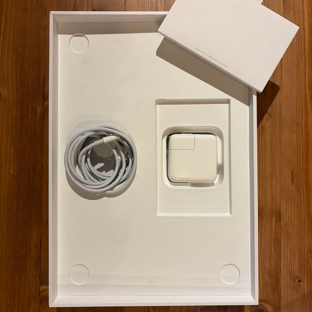 MacBook本体 MacBook Air 13inch M1 256GBssd