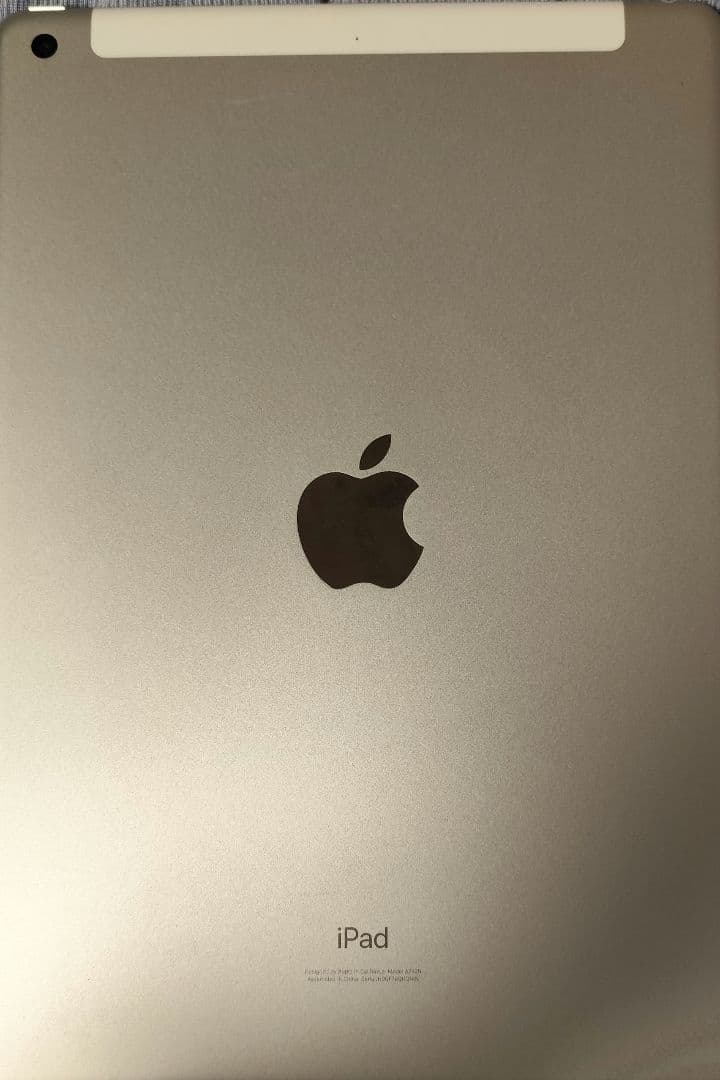 iPad 第8世代 32GB ゴールド WiFi+Cellular シルバー