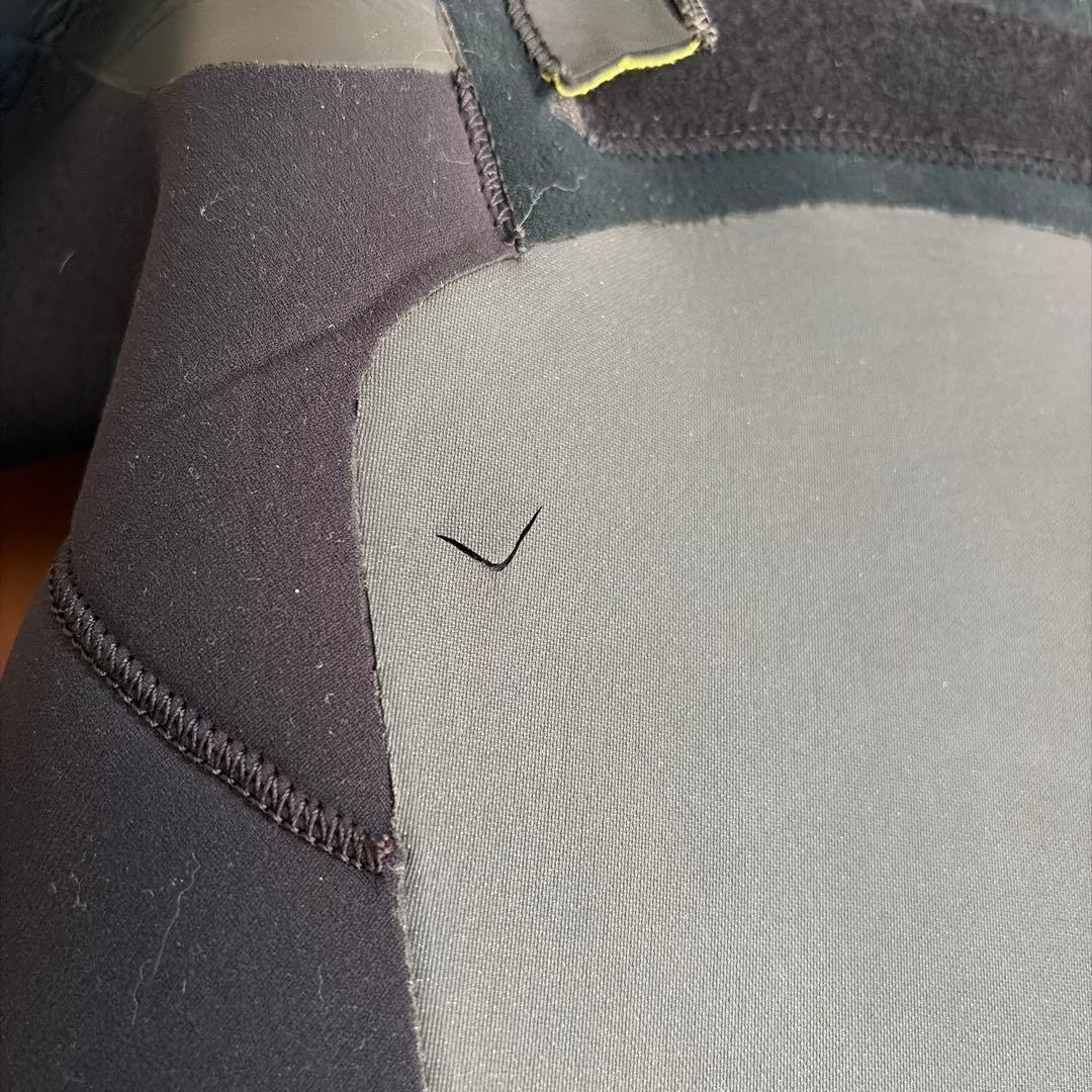 【値下げ中】 BEWET セミドライ ウェットスーツ　ML