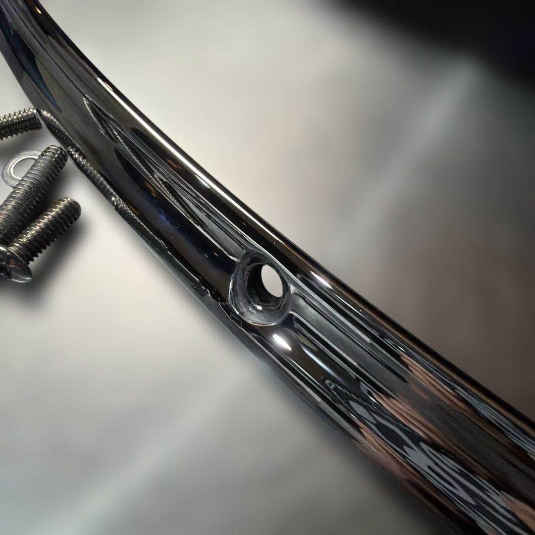 ハーレー純正 ウインドシールドトリム 14年以降 ツーリングモデル