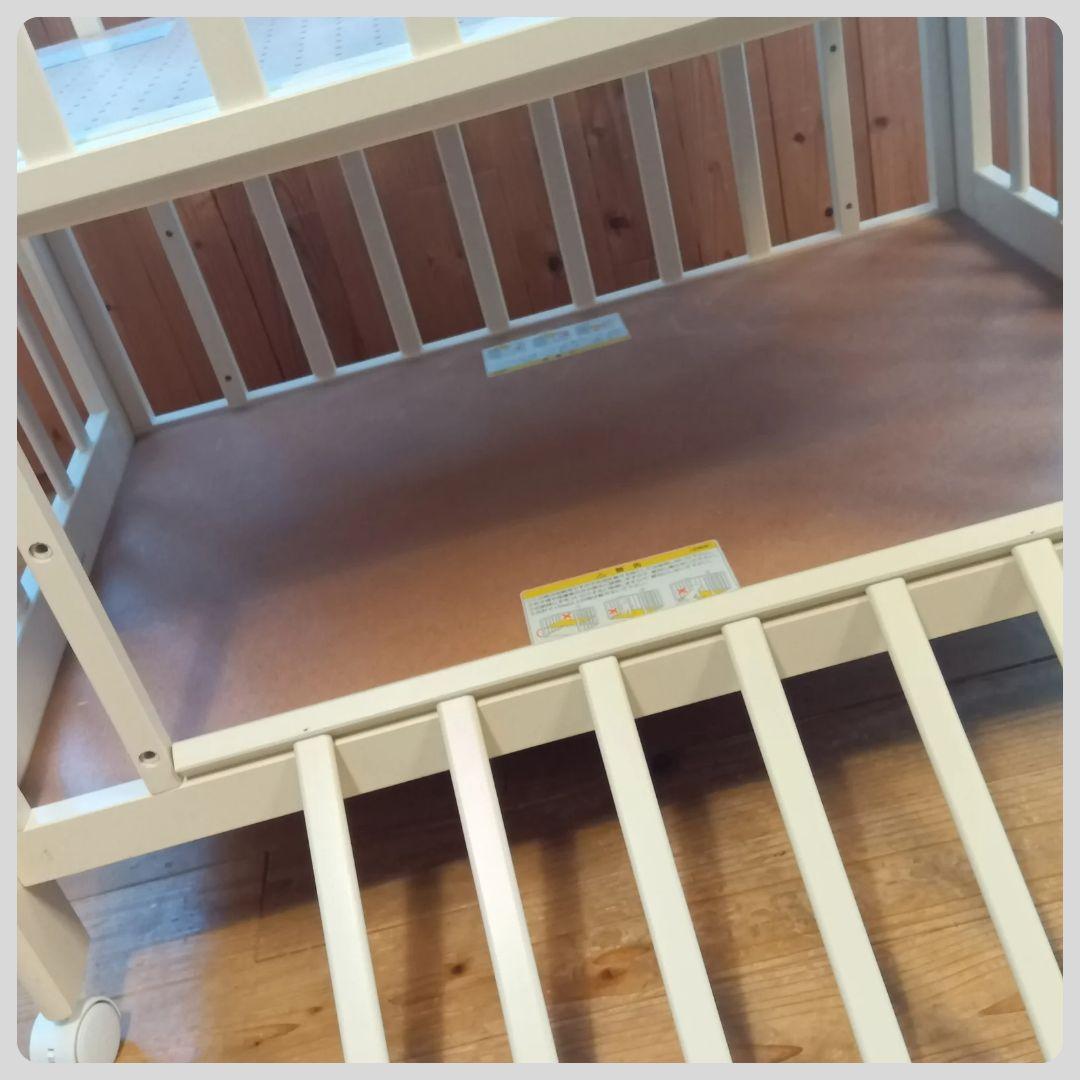 《送料無料❣️１点限り❣️》カトージ　ベビーベッド　 ミニ立ちベッド⭐︎ ぴーこ