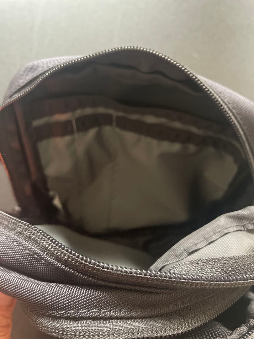 BRIEFING ブリーフィングショルダーバッグ　黒