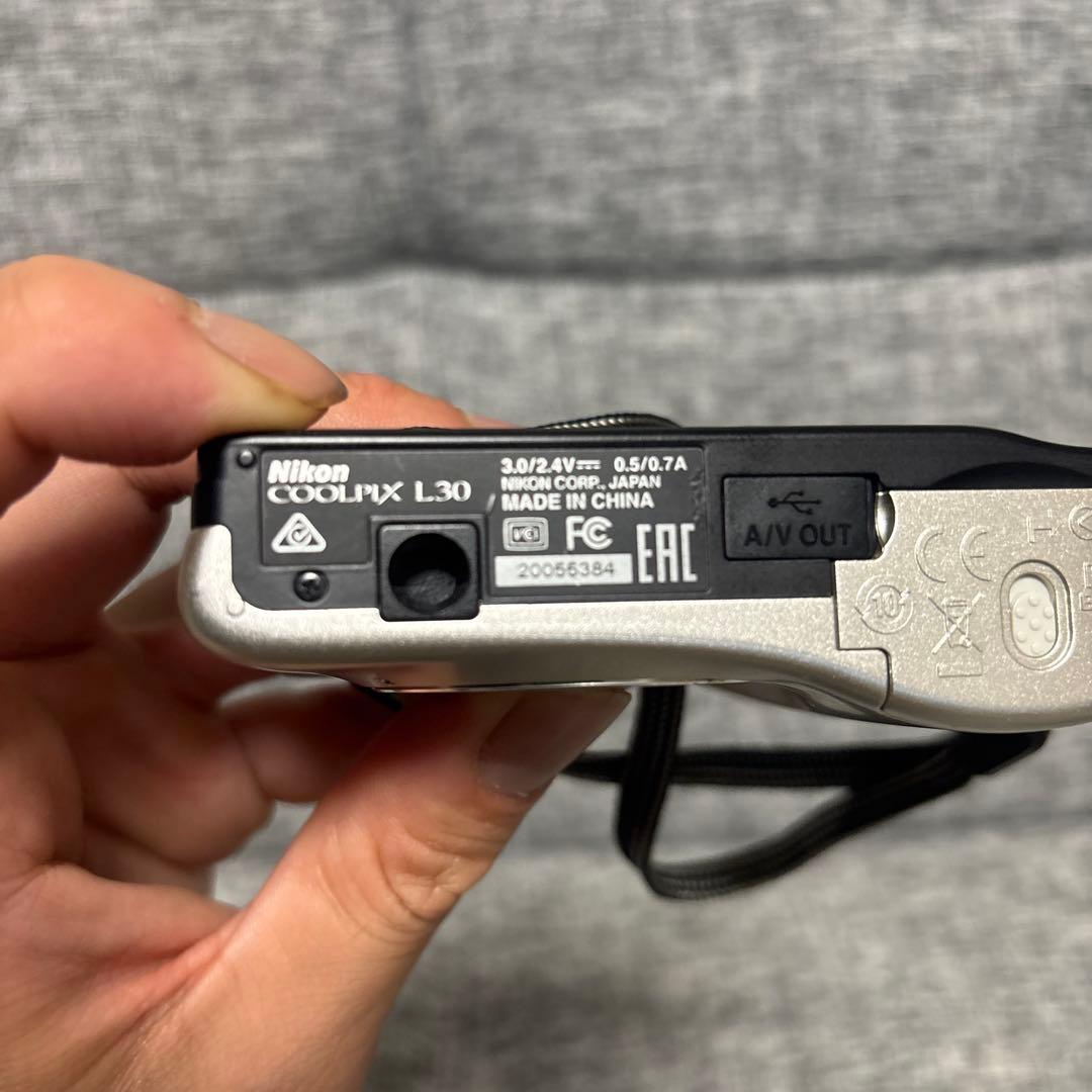 デジタルカメラ Nikon COOLPIX L30