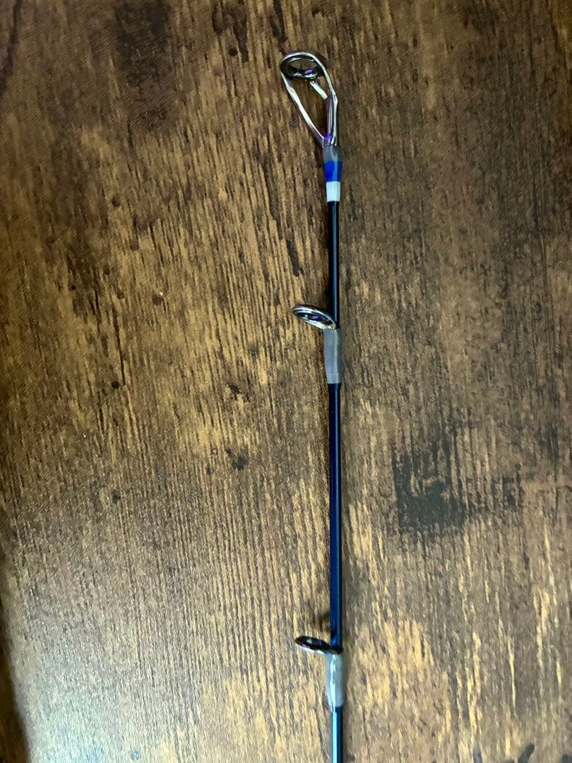 ツララ　MMA UNITED 100MH